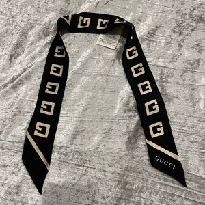 Gucci silk scarf